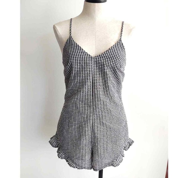 Honey Punch Checkered Romper - Picture 5 of 7